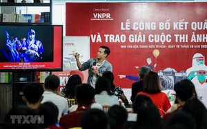 Phóng viên ảnh Lưu Trọng Đạt: Kiên cường chống dịch bằng… nhiếp ảnh