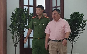 Khởi tố, bắt tạm giam Phó Giám đốc Bệnh viện Mắt TP HCM