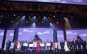 Nhà văn Y Ban chắp bút cho Lãnh sự Danh dự Cộng hoà Nam Phi viết ‘những giấc mơ’