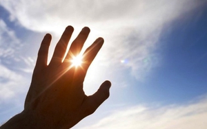 Chỉ số tia cực tím tại TP Cần Thơ ở mức nguy cơ gây hại đặc biệt cao