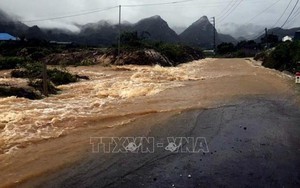 Bão số 2 gây mưa lớn kéo dài ở Tây Bắc Bắc Bộ đến hết ngày 14/6