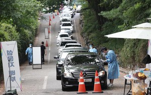 Số ca mắc Covid-19 tại châu Âu vượt mốc 60 triệu người