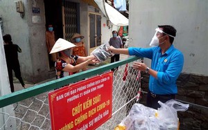 TP HCM đề xuất kéo dài các gói hỗ trợ cho đối tượng chính sách, khó khăn bị ảnh hưởng do dịch Covid-19