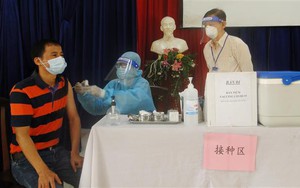 TP HCM đề xuất được tiếp tục cung ứng vaccine để đạt mục tiêu phòng chống dịch Covid-19