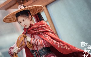 Triệu Lộ Tư lộ hóa trang kiều diễm giống Bành Tiểu Nhiễm 'Đông Cung'