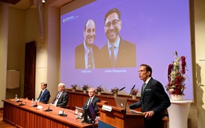 Giải Nobel Y học 2021 và các giải Nobel Y học 10 năm trở lại đây