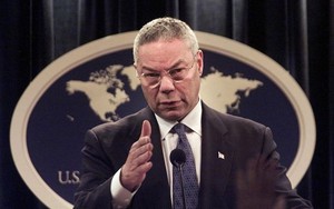 Cựu Ngoại trưởng Mỹ Colin Powell qua đời vì Covid-19
