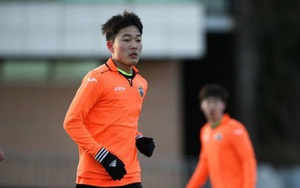 Xuân Trường sút phạt ghi bàn, Gangwon FC vẫn thua đau