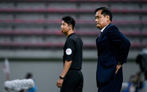 Vắng Xuân Trường Gangwon FC xuống dốc, HLV trưởng từ chức