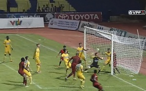 FLC Thanh Hóa thoát thua Hải Phòng sau tình huống gây tranh cãi