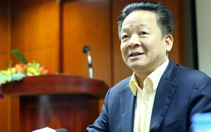 Bầu Hiển: 'Việt Nam vẫn kém Thái Lan, HLV Hoàng Anh Tuấn nên được trao cơ hội'