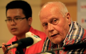 HLV Afghanistan không bỏ họp báo, nói trọng tài ưu ái tuyển Việt Nam