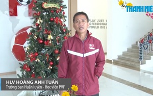 HLV Hoàng Anh Tuấn làm 'hướng dẫn viên', thủ môn Thái Lan bắt trận đầu ở trời Âu