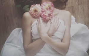 Đừng vì cô đơn mà yêu vội, đừng vì ngộ nhận mà bắt đầu