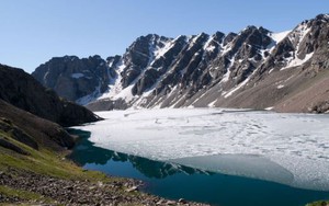 Một thoáng Kyrgyzstan – Đất nước dưới bóng Thiên Sơn