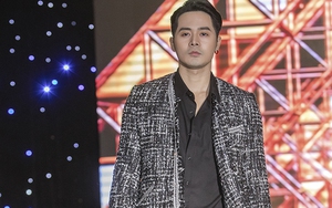 Người mẫu Dương Mạc Anh Quân bỏ nghề làm tiếp viên hàng không?