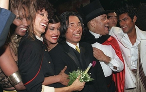 Nhà thiết kế thời trang Kenzo Takada qua đời sau khi mắc COVID-19