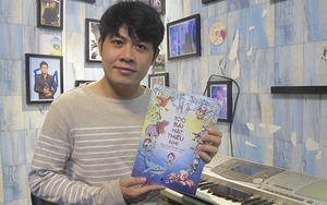 Fan của nhạc sĩ Nguyễn Văn Chung mua sách và ủng hộ Quỹ Giải thưởng Dế Mèn