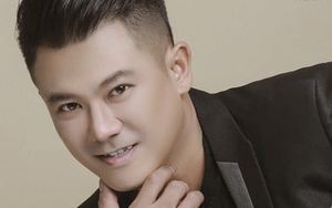 Vợ chồng Việt Hương đưa tro cốt ca sĩ Vân Quang Long về Việt Nam