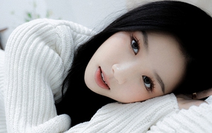 AMEE sâu sắc và nữ tính hơn trong MV ‘Thay mọi cô gái yêu anh’