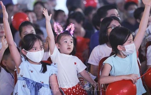 Hà Nội chăm lo Tết Trung Thu cho trẻ em nhân dịp trong lúc dịch Covid-19