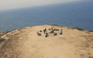 Nhóm nhạc Chillies đem dàn nhạc giao hưởng ra giữa rừng núi trong MV mới