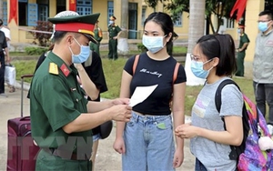 Thêm 6 ca mắc Covid-19 được cách ly ngay sau khi nhập cảnh