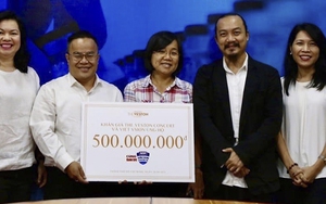 Hà Anh Tuấn đóng góp 500 triệu đồng ủng hộ quỹ vắc-xin Covid-19