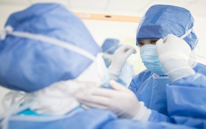 Đề nghị phong danh hiệu Liệt sỹ đối với cán bộ y tế tử vong khi thực hiện nhiệm vụ chống dịch