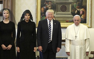 Vợ con Tổng thống Mỹ đeo mạng đen diện kiến Giáo hoàng Francis