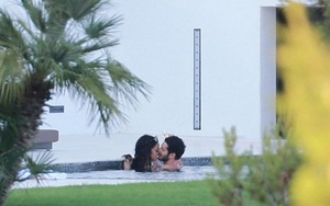 Rihanna để lộ khoảnh khắc siêu bạo khi 'khóa môi' trai lạ trong bể bơi