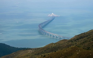 Trung Quốc khánh thành cây cầu biển dài nhất thế giới