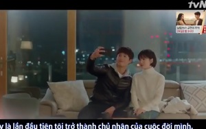 Phản ứng của Song Hye Kyo khi Park Bo Gum đòi 'chia' chiếc kẹo trong miệng