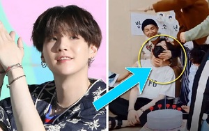 Video: Suga nhờ BTS tát mình mới dám tin đã lên top 1 Billboard