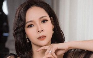 Ngắm 'chị đường' Diễm Hương gợi cảm không kém trên phim 'Ga-ra hạnh phúc'