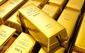 Ukraine đã bán 12,4 tỷ USD dự trữ vàng