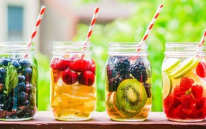 Thực phẩm giải nhiệt hút khách, không tăng giá trong ngày nắng nóng