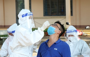 Cả nước có 745 ca mắc Covid-19 mới; Bộ Y tế điểm tên các địa phương có tỷ lệ tiêm mũi 3,4 thấp