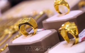Giá vàng 25/7 giảm 400 nghìn đồng/lượng