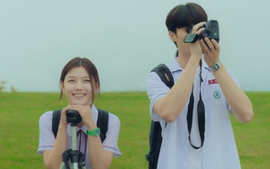 Kim Yoo Jung hóa ‘nữ thần thanh xuân’ trong 'Cô gái thế kỷ 20'