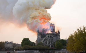 CẬP NHẬT cháy Nhà thờ Đức Bà Paris: Toàn bộ tranh quý được đem đi phục chế và lưu giữ