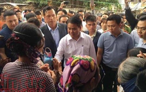 Chủ tịch Hà Nội Nguyễn Đức Chung thăm các cán bộ bị giữ ngay sau đối thoại với dân Đồng Tâm