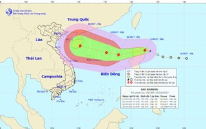 Tin khẩn cấp: Bão Khanun giật cấp 12 áp sát Hoàng Sa, không khí lạnh đang tràn vào