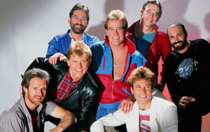 Ca khúc 'Hard To Say I’m Sorry': Khi nhà sản xuất 'tỏa sáng'