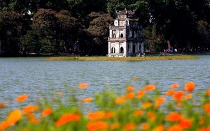 Hà Nội và miền Bắc có mưa rải rác, nhưng tiết trời ấm áp