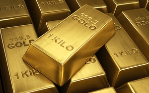 Giá vàng hôm nay xuống giá nhẹ sau khi lên đỉnh cao?