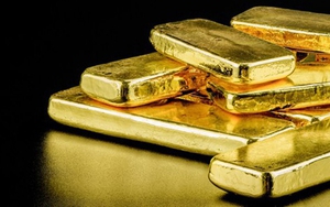 Giá vàng hôm nay lần đầu chạm mốc 2.000 USD, có phá kỷ lục?