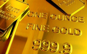 Giá vàng hôm nay lên đỉnh cao mới hay tuột dốc?