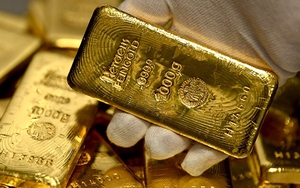 Giá vàng hôm nay 13/8: Tiếp tục rớt giá hay leo lên mức kỷ lục cũ