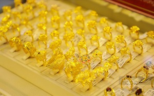 Giá vàng hôm nay 29/8 liên tục cập nhật